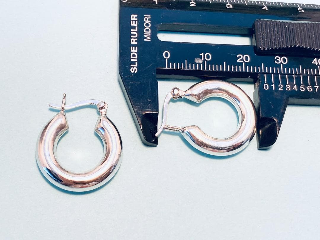 【銀製品】超重厚フープピアス 太さ５mm×外径２０mm