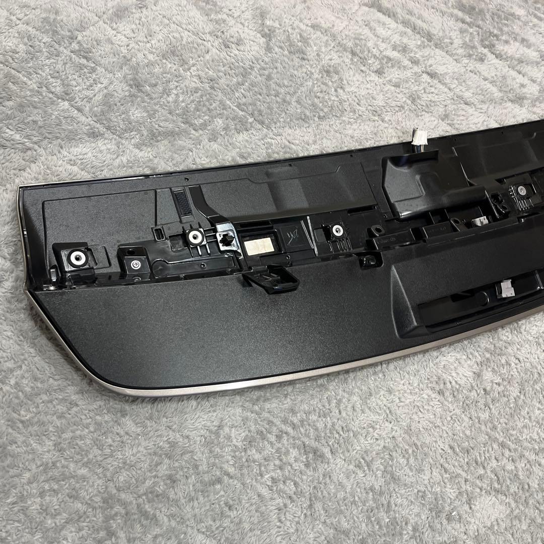 ランドクルーザー250 リアスポイラー アバンギャルドメタリック