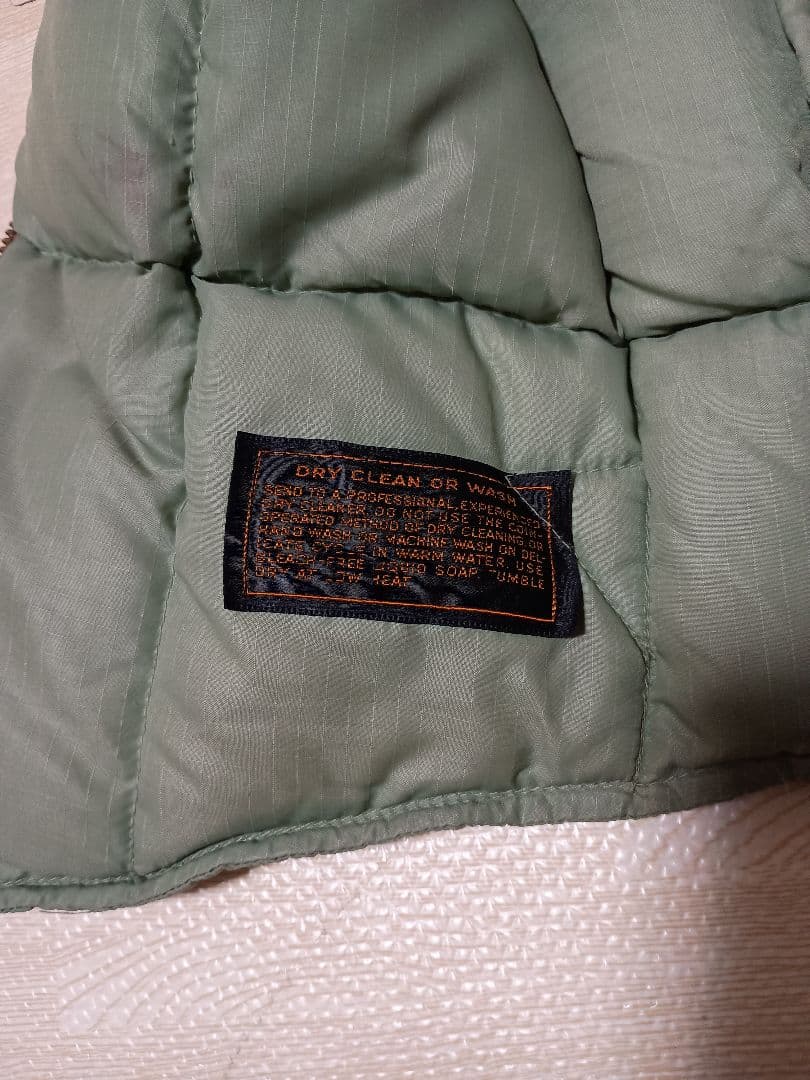70s 80s USA製 エディーバウアー ダウンベスト リップストップ 40