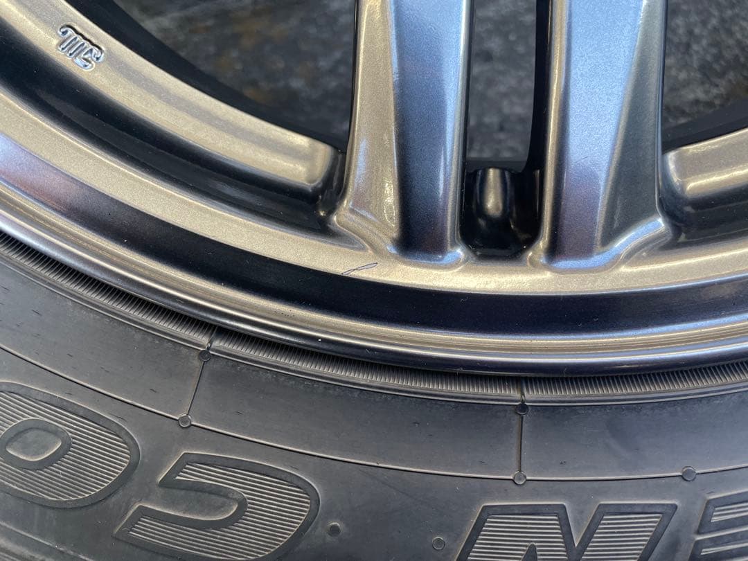 ジムニーjb23純正ホイールタイヤ付き