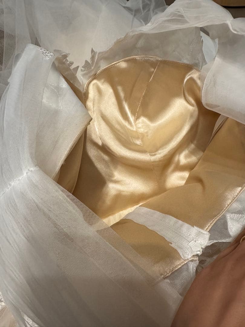 ウェディングドレス　前撮り　2次会　海外前撮り　結婚式　ベージュ