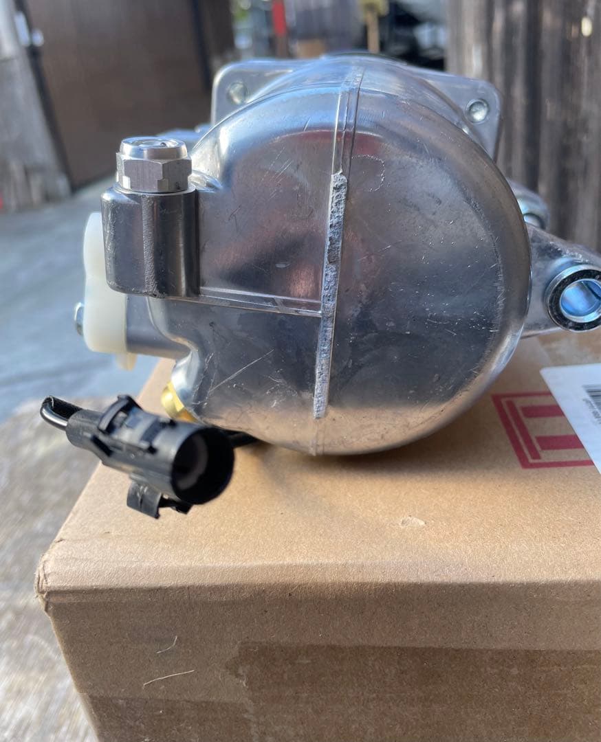 95200-58J40 他 ワゴンR スズキ エアコンコンプレッサー 未使用品