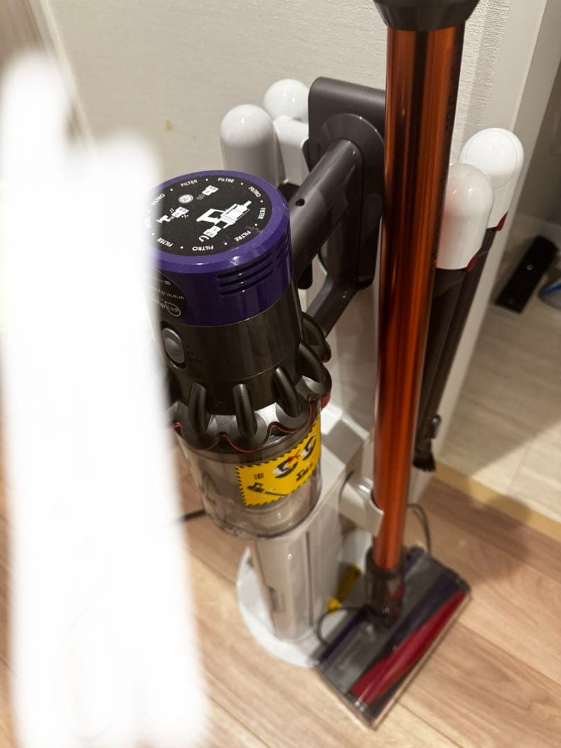 Dyson Cyclone V10 Fluffyコードレス掃除機