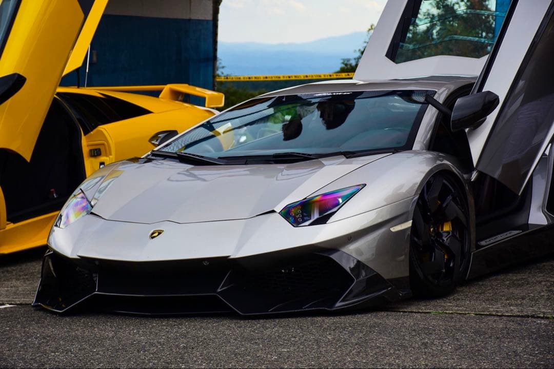 Lamborghini Aventador ミニカー シルバー
