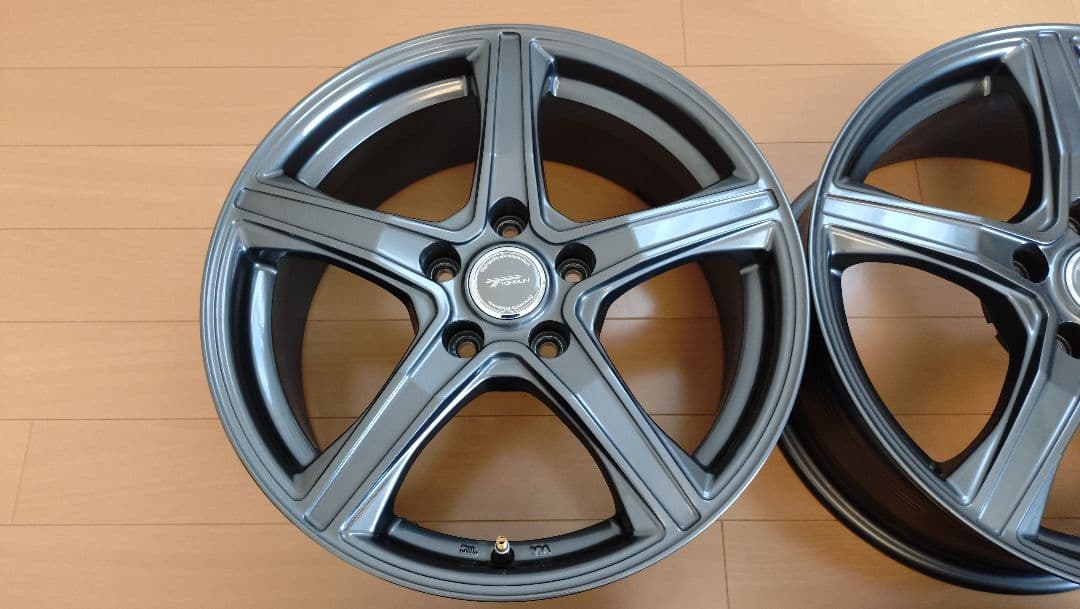 ブリジストン、トップランVR5 17インチ、7J+45、5h114.3