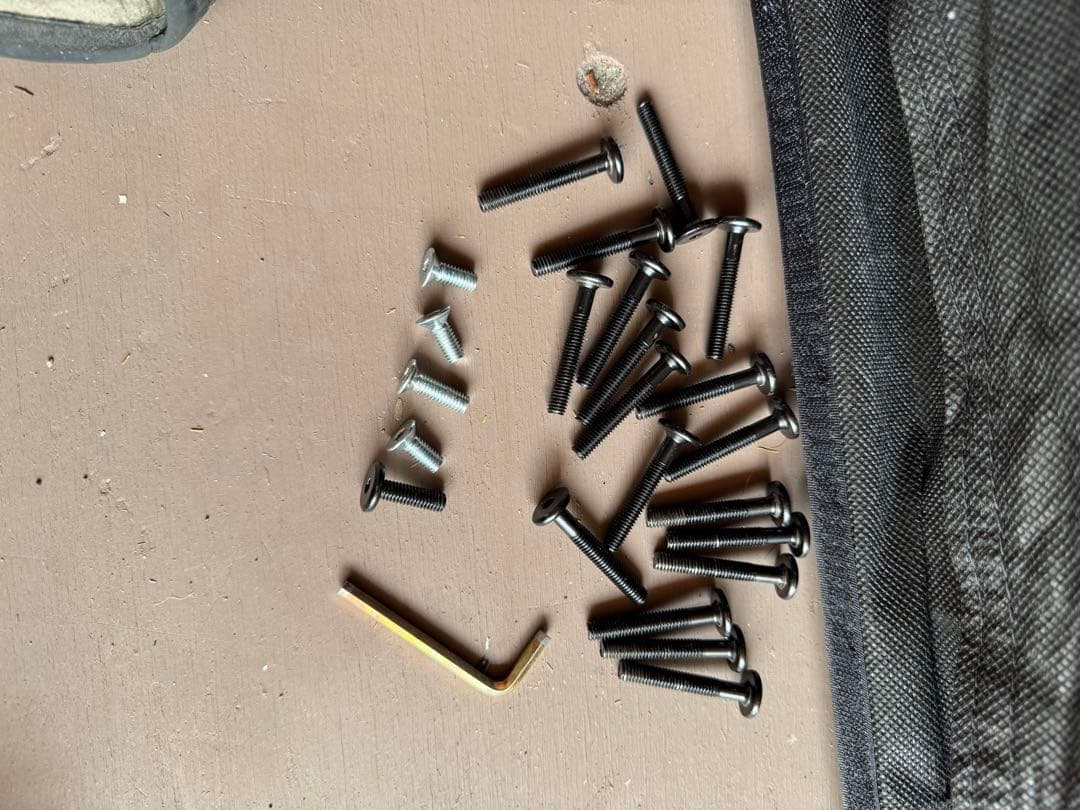 エマ・ベッドフレーム　シングルサイズ