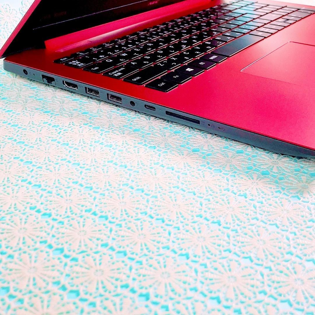 第8世代Corei7✨️薄型ノートパソコン SSD大容量1TBカメラ付きWin11