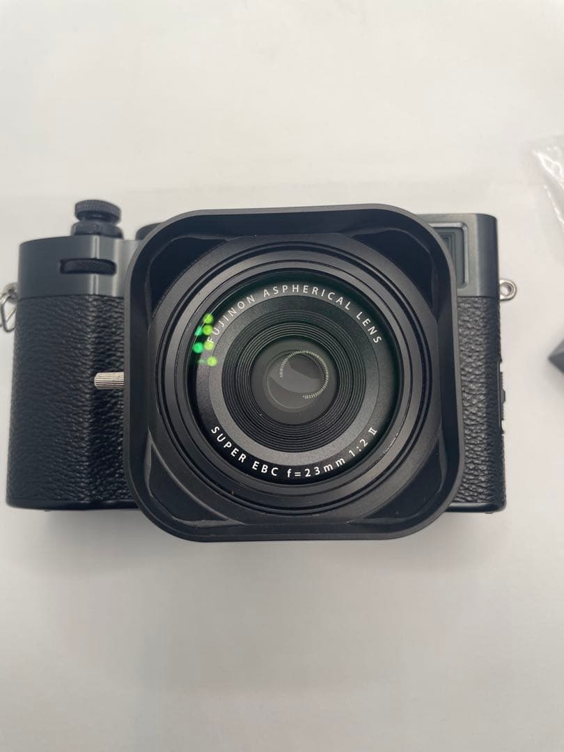 極美品　富士フイルム　Fujifilm X100Ⅵ バッテリー2個付き