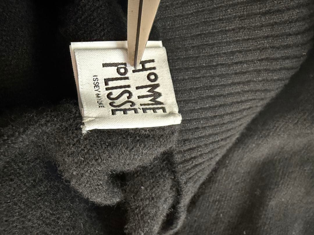 オムプリッセ イッセイミヤケ 22AW タートルネックニットセーター