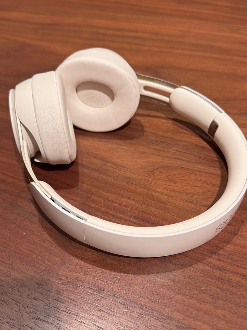 Beats by Dr Dre SOLO PRO IVORY キズや汚れ無し