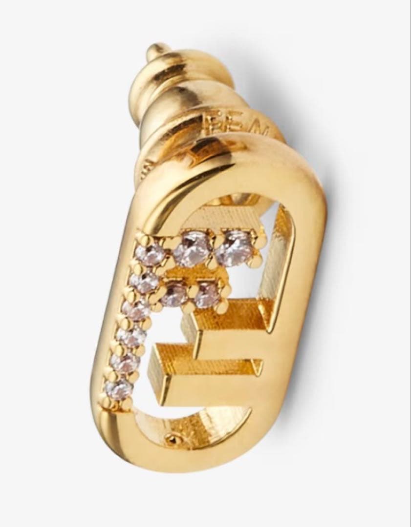 フェンディ FENDIオーロック ピアス　片耳