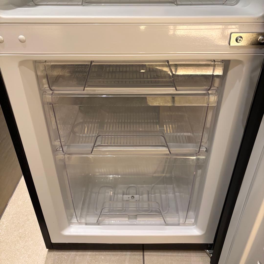 【東京23区送料無料‼️】アイリスオーヤマ冷蔵庫142L✨2021年製✨人気の黒♠️