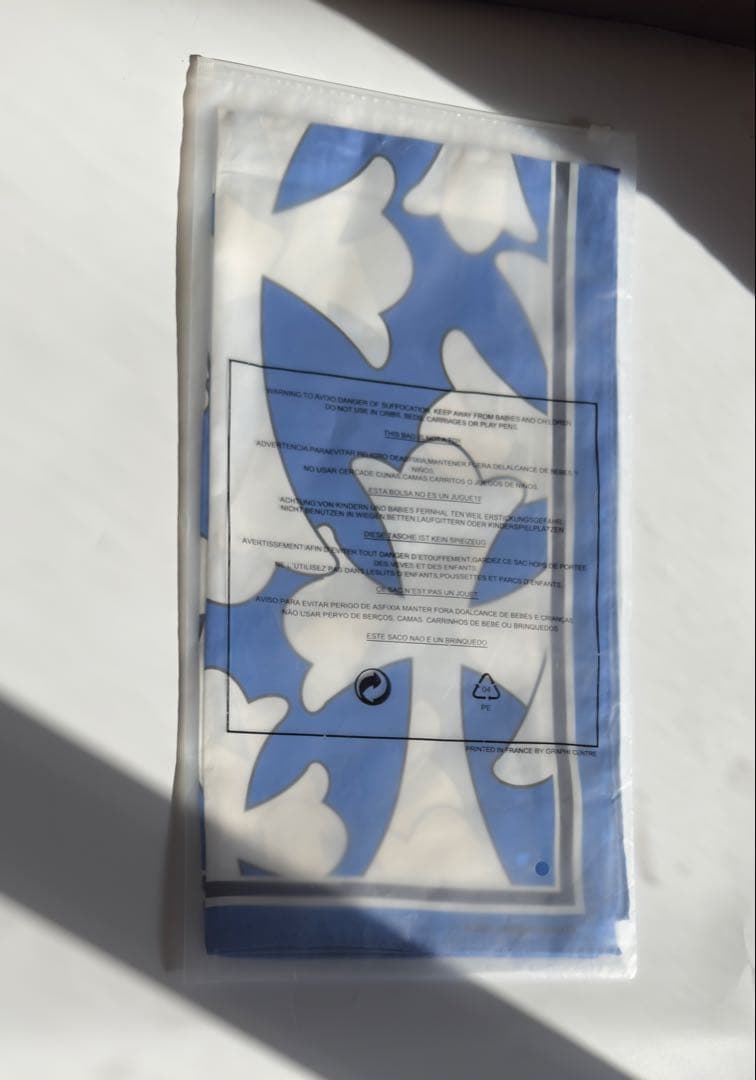 新品未使用　春物クロムハーツ　柄chクロス大判スカーフ 今日感謝限定価格