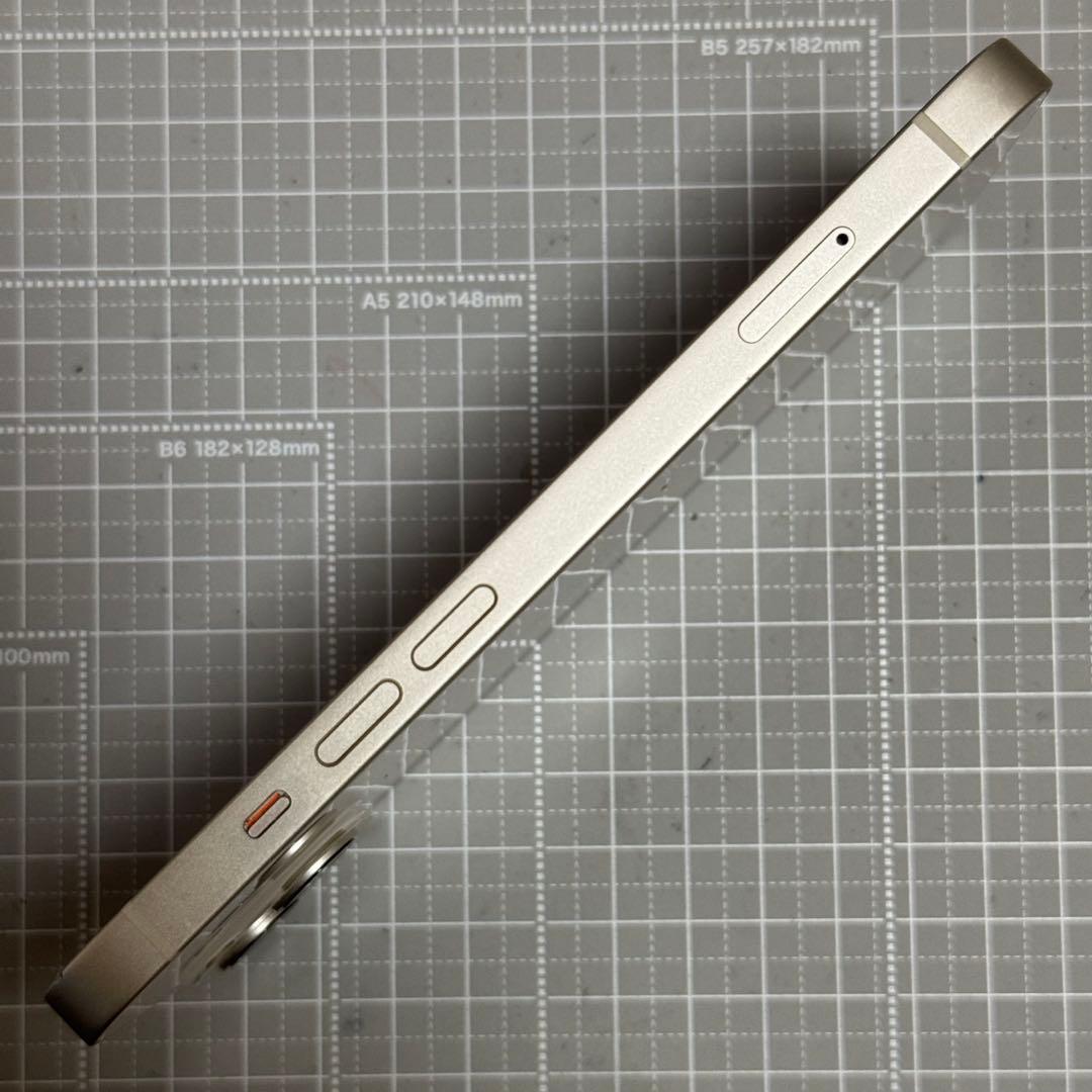 iPhone13 256GB スターライト バッテリー100%