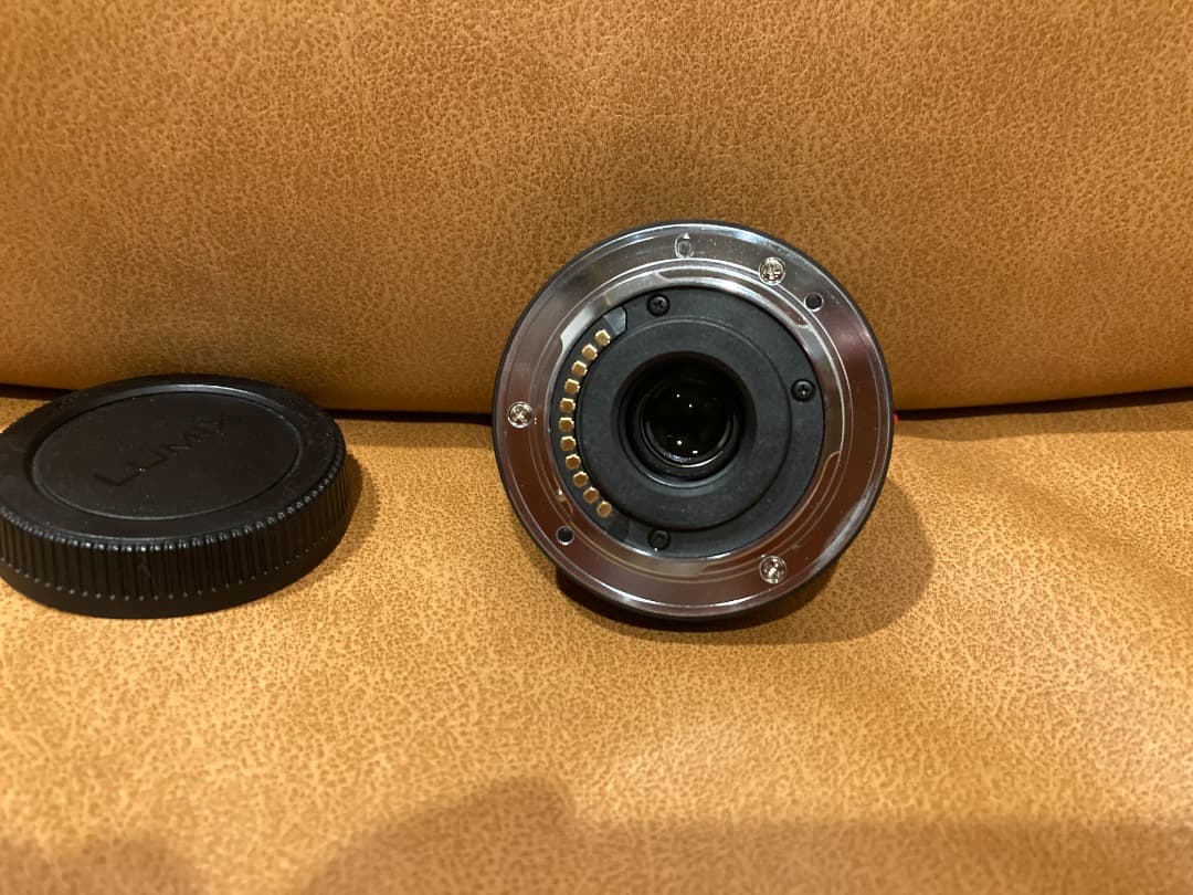Panasonic LUMIX G 14mm F2.5 ASPH. 中古