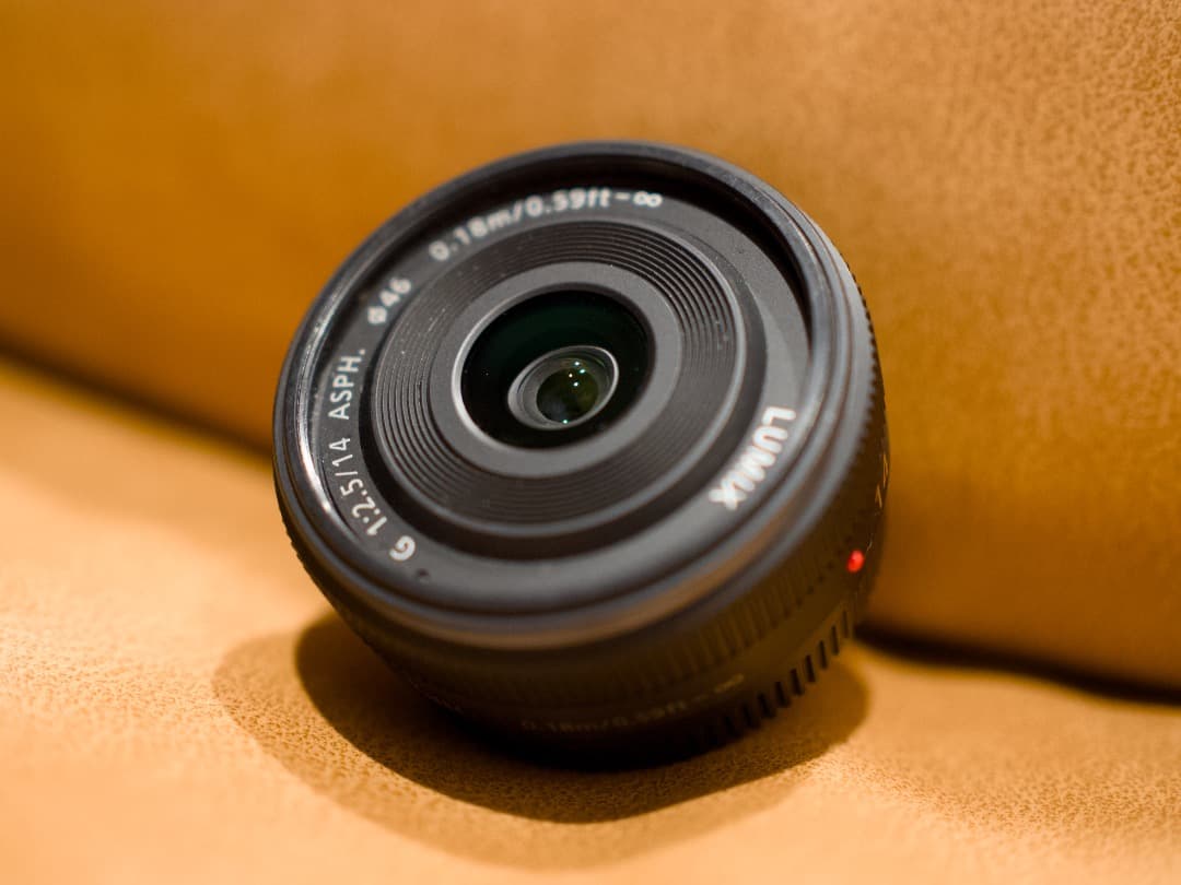Panasonic LUMIX G 14mm F2.5 ASPH. 中古
