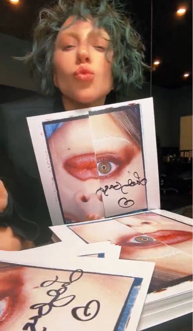 K*５様 レディー・ガガ　MAYHEM　直筆サイン入りレコード