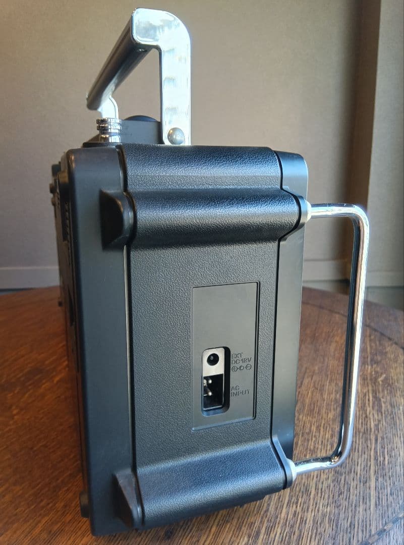 ジャンク　不動品　SANYO RP-8880 9バンド受信機　ヴィンテージ