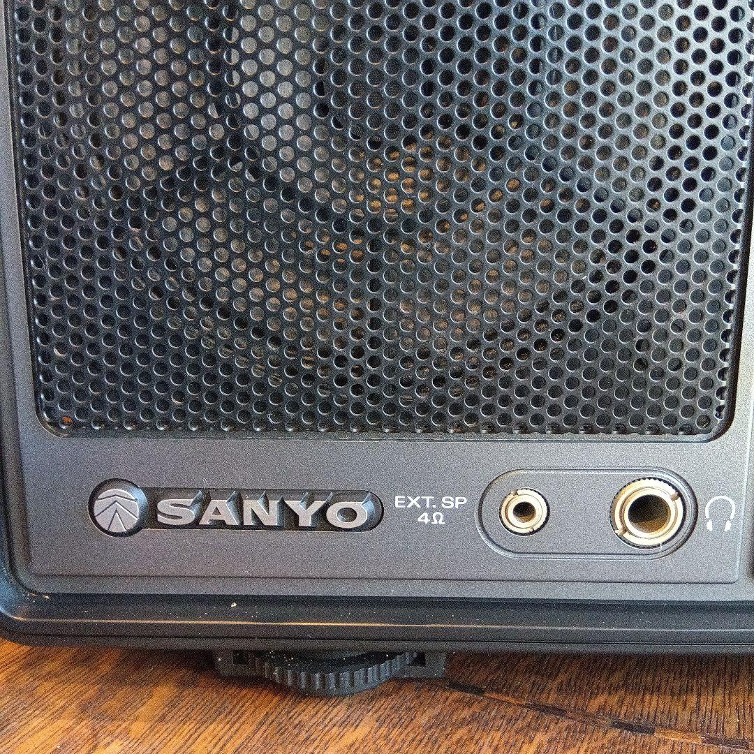 ジャンク　不動品　SANYO RP-8880 9バンド受信機　ヴィンテージ