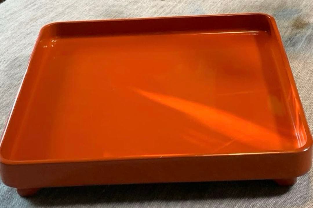 朱塗り 角膳 二枚セット（30cm角 × 高さ5cm）稀にみる美品