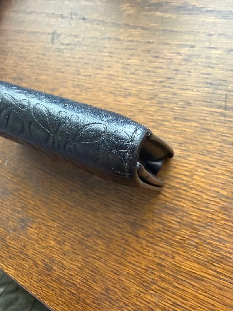 LOEWE 名刺入れ　ブラック　本革　リピートアナグラム