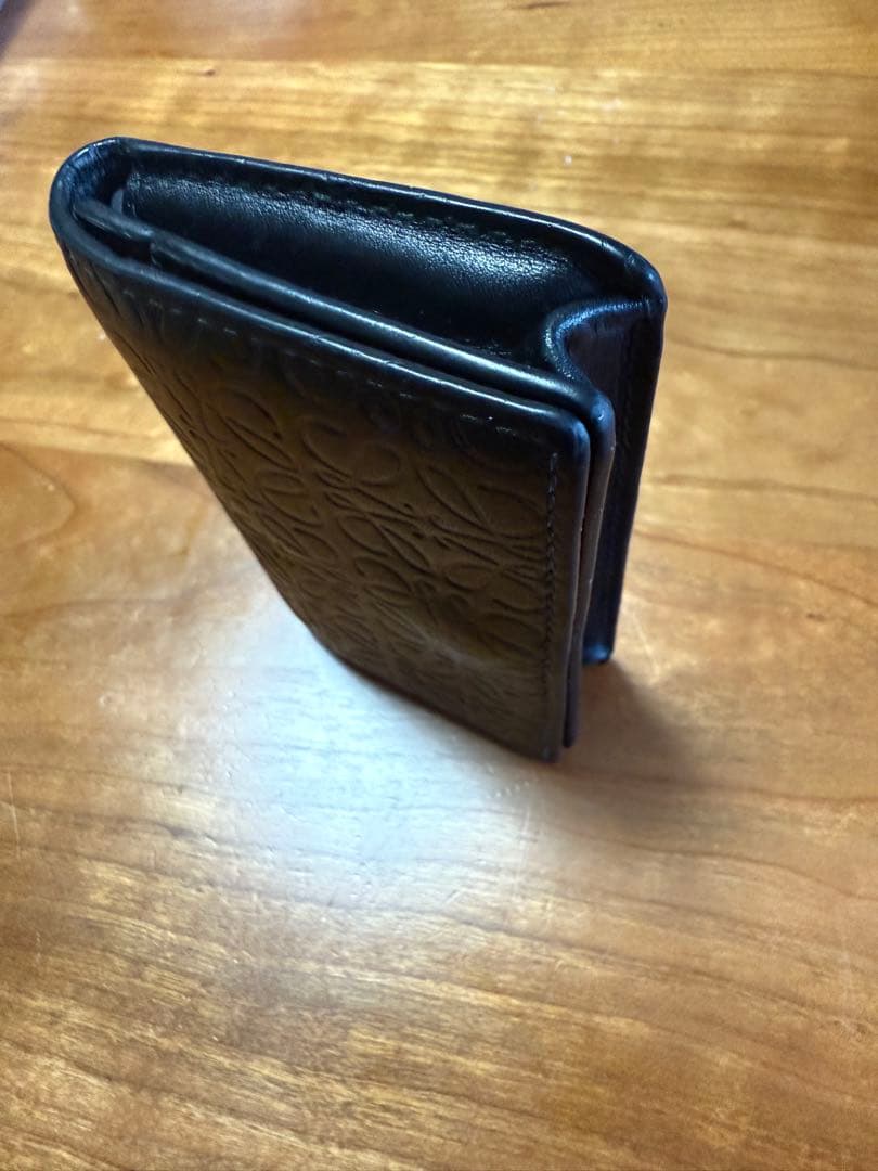 LOEWE 名刺入れ　ブラック　本革　リピートアナグラム