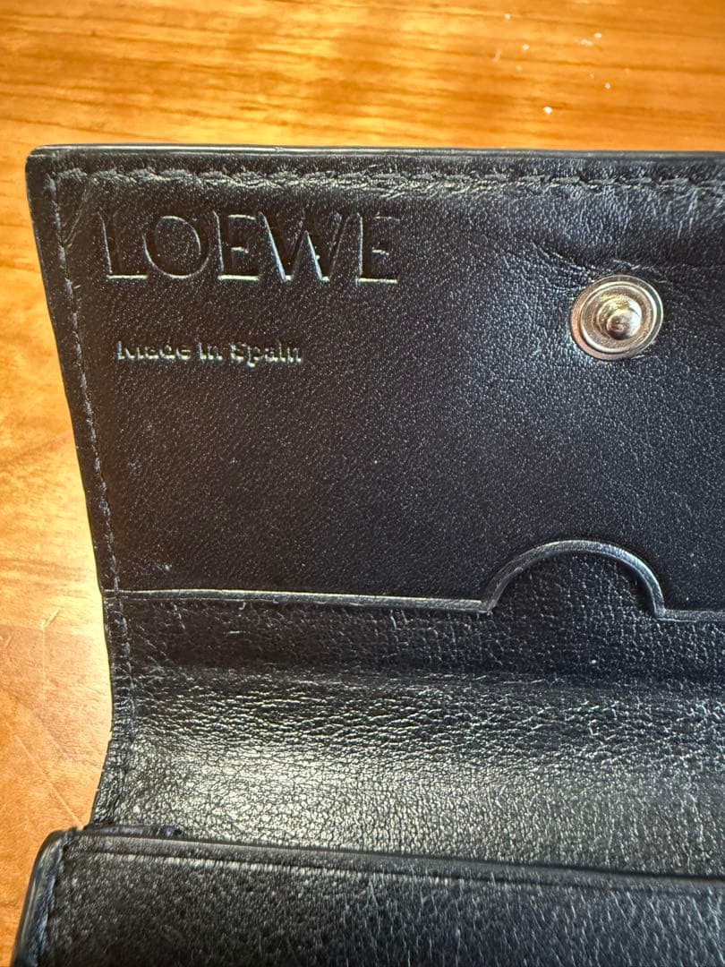 LOEWE 名刺入れ　ブラック　本革　リピートアナグラム