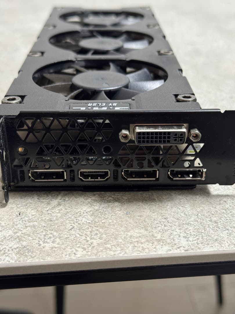 elsa nvidia geforce gtx980ti 6gbメモリ