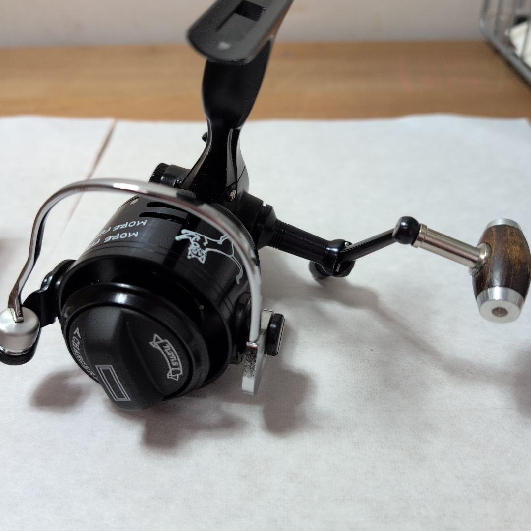 マ*ル様 五十鈴工業　スピニングリール　CHARGERIII　B/G