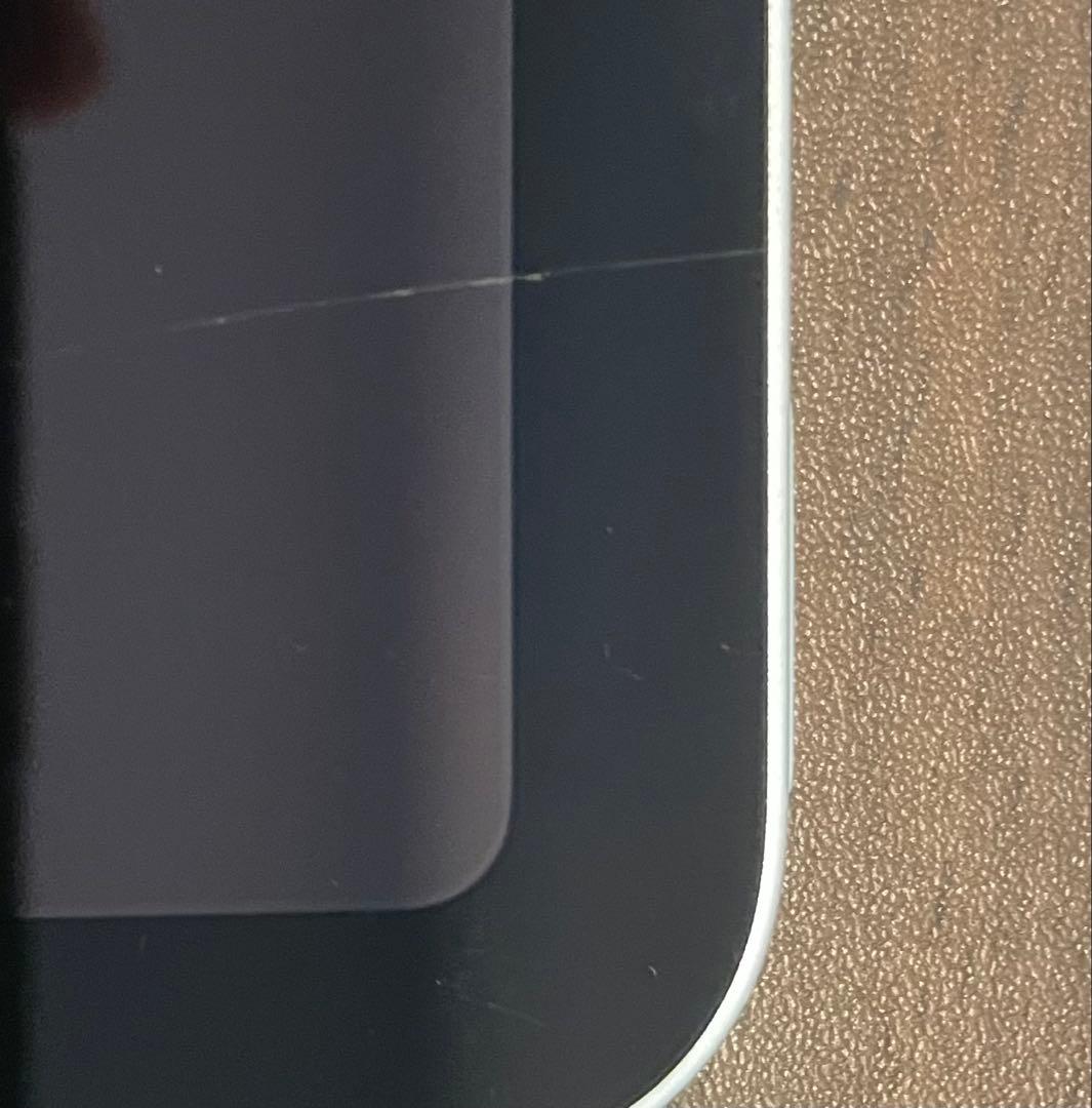 Apple iPad Air シルバー　 11インチ 本体第６世代