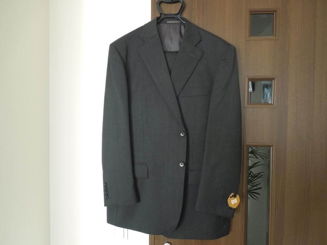 【tknchan】ビジネススーツ　ブランドTIZIANO　BE6 未使用品