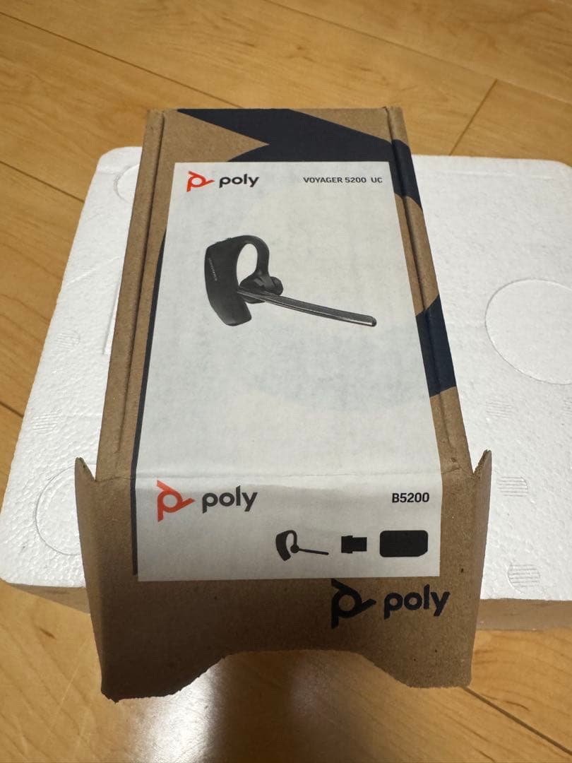 スマホアクセサリー Poly Voyager 5200 UC