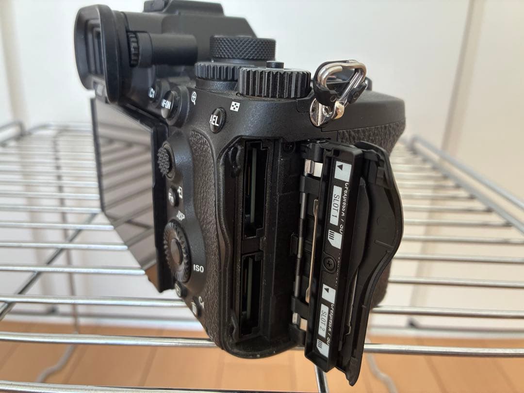 【週末値下げ】SONY α7RV ボディ　本体