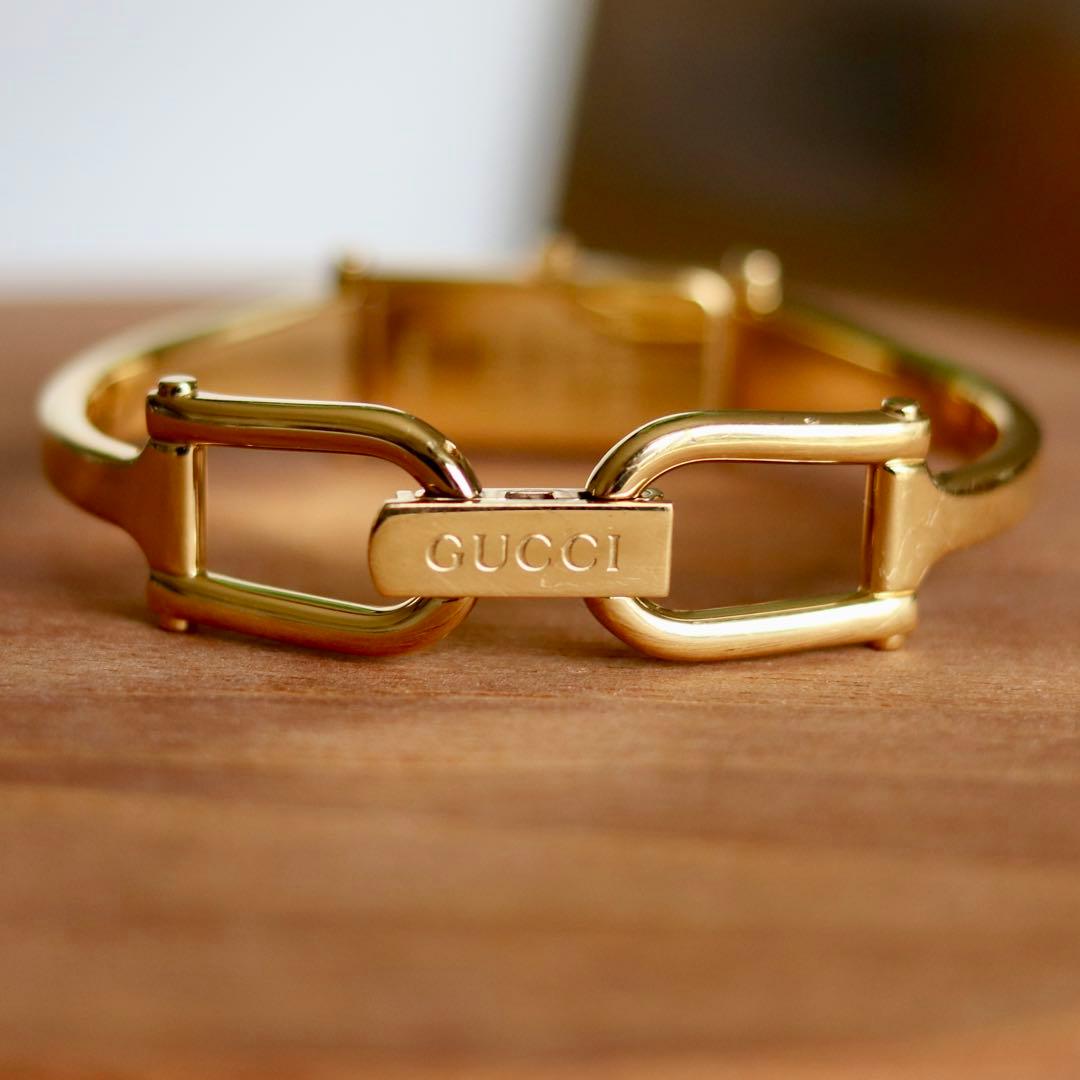 グッチ 1500L 腕時計 gucci ゴールド