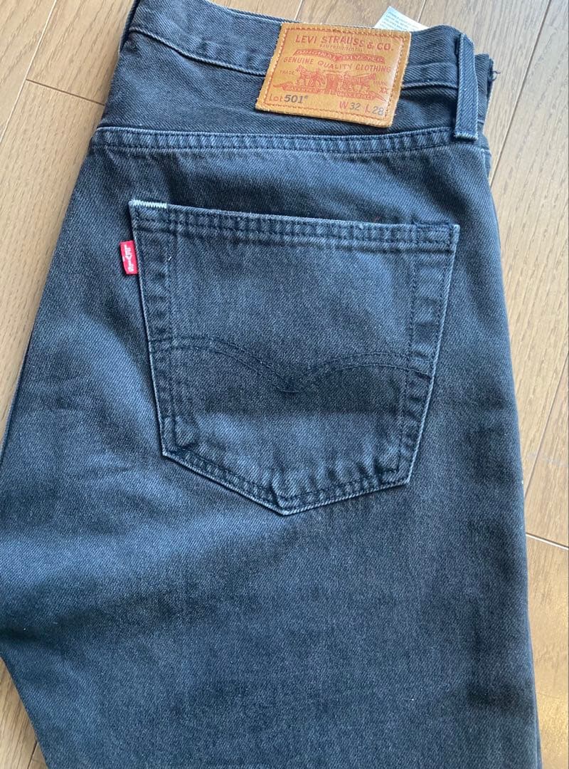 EDIFICE 別注 501ORIGINAL BLACKW32 × L28