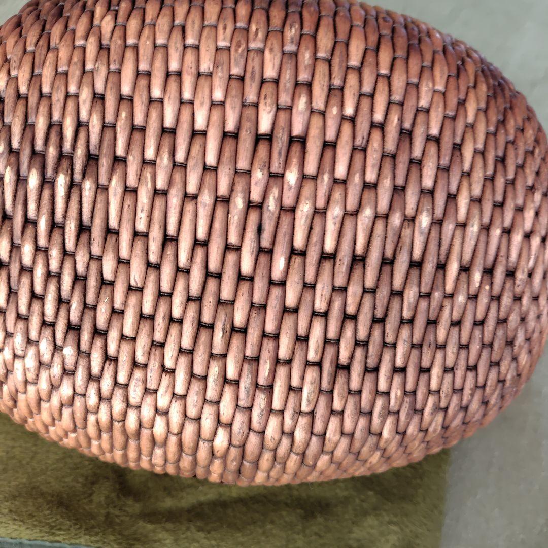 北欧ビンテージのジュニパー（セイヨウネズ）製のワンハンドル籠バスケット