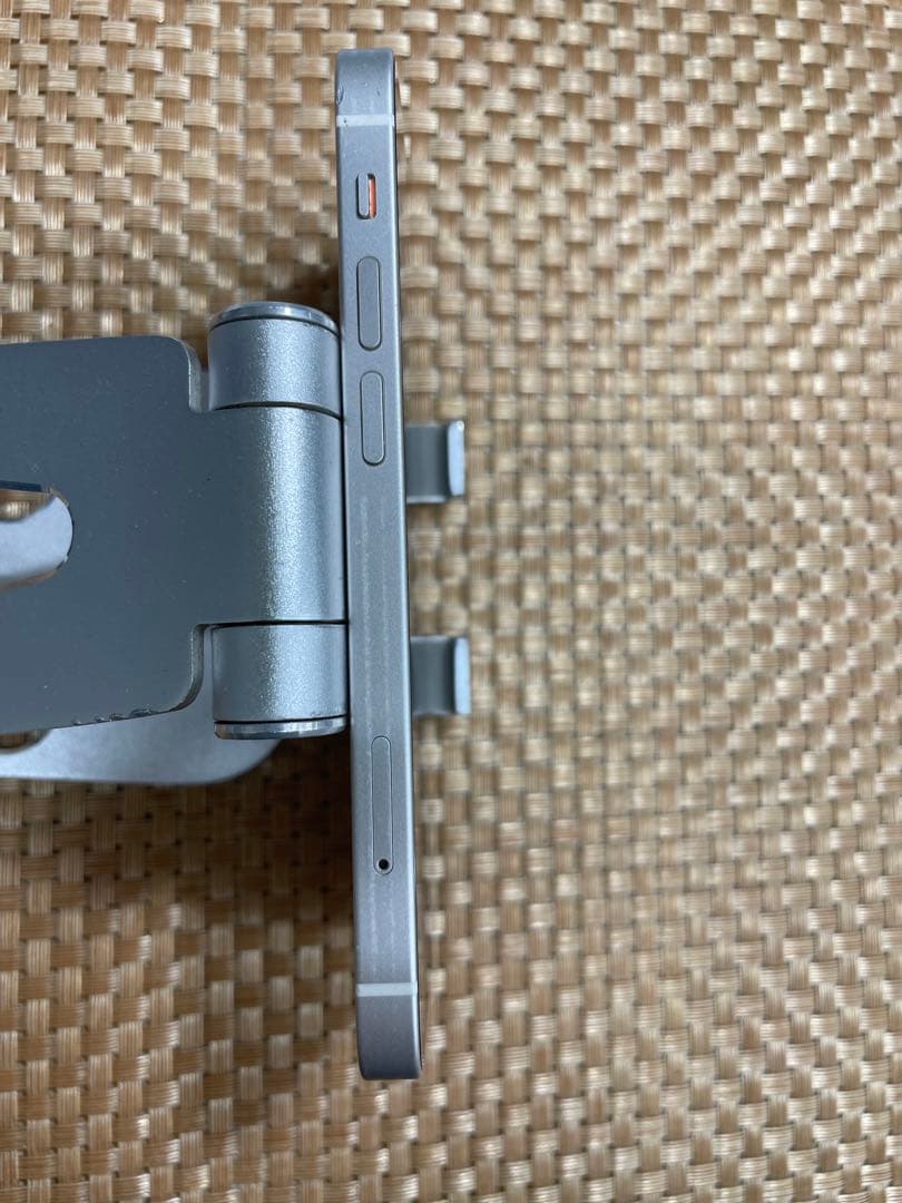 iPhone 12 mini 128 GB ホワイトSIMフリー【7397】