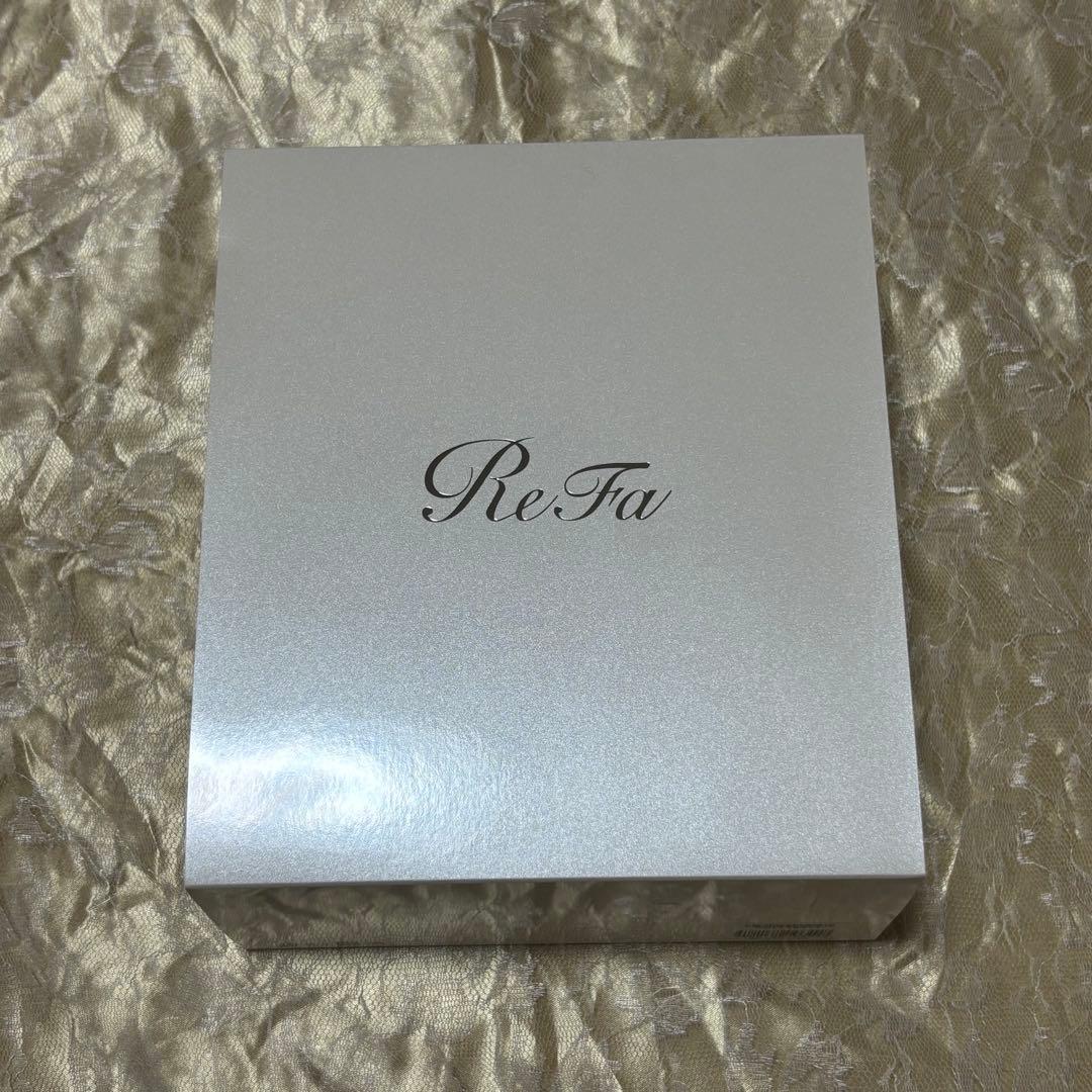 【最終お値下げ中！】ReFa カラットレイ　美顔ローラー シルバー 新品未使用品