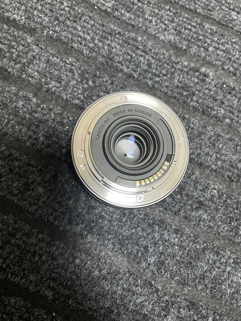 CANON EF-Mレンズ　 22mm 1:2 STM 美品
