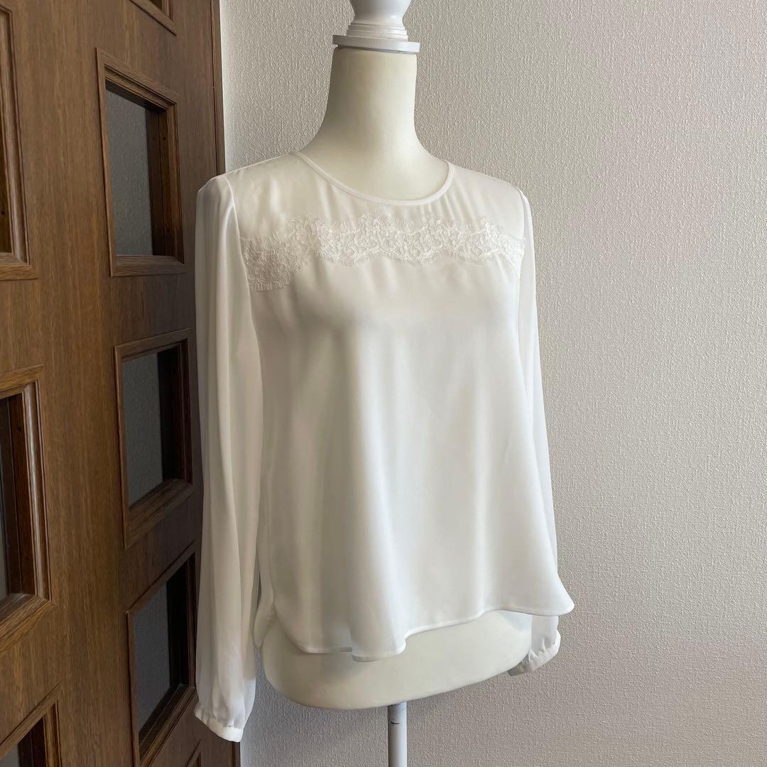 レリアン　タグ付未使用　レース使いのブラウス　希少レギュラー13号
