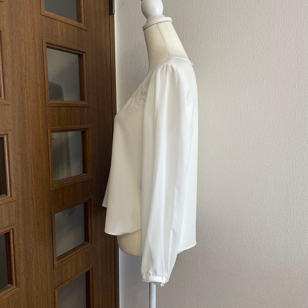 レリアン　タグ付未使用　レース使いのブラウス　希少レギュラー13号