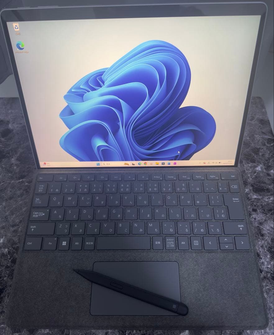 Microsoft Surface Pro 9 + スリムペン付 キーボード