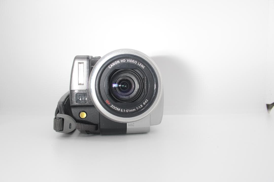 Canon IVIS HG10 バッテリー　充電器付　動作OK