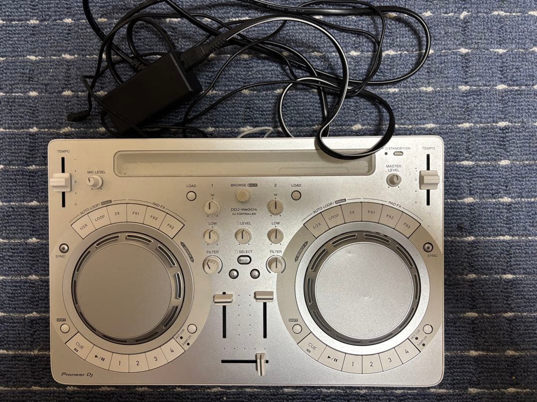 Pioneer DDJ-WEGO4コントローラー