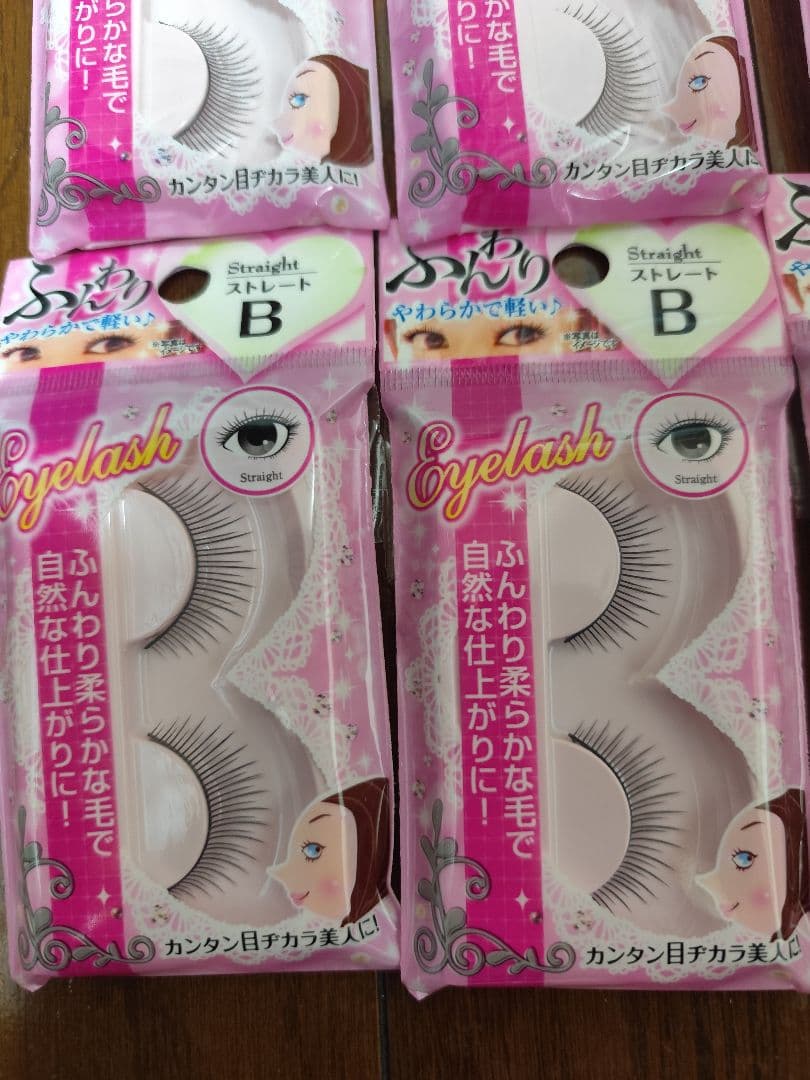 やわらかるいまつげ　つけまつげ　ストレートB　11個