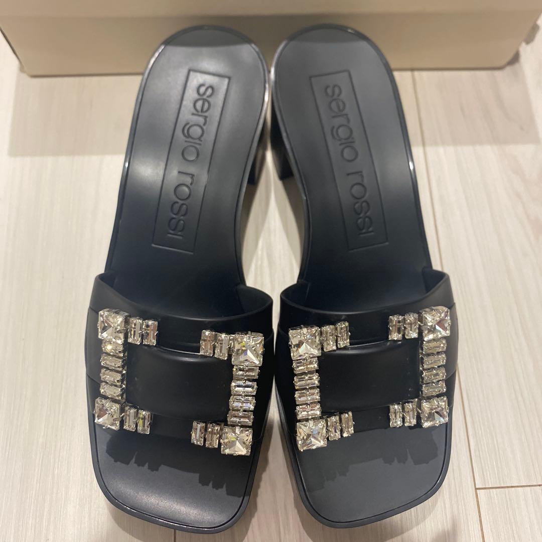 Sergio Rossi セルジオロッシ　ビジューサンダル　37サイズ