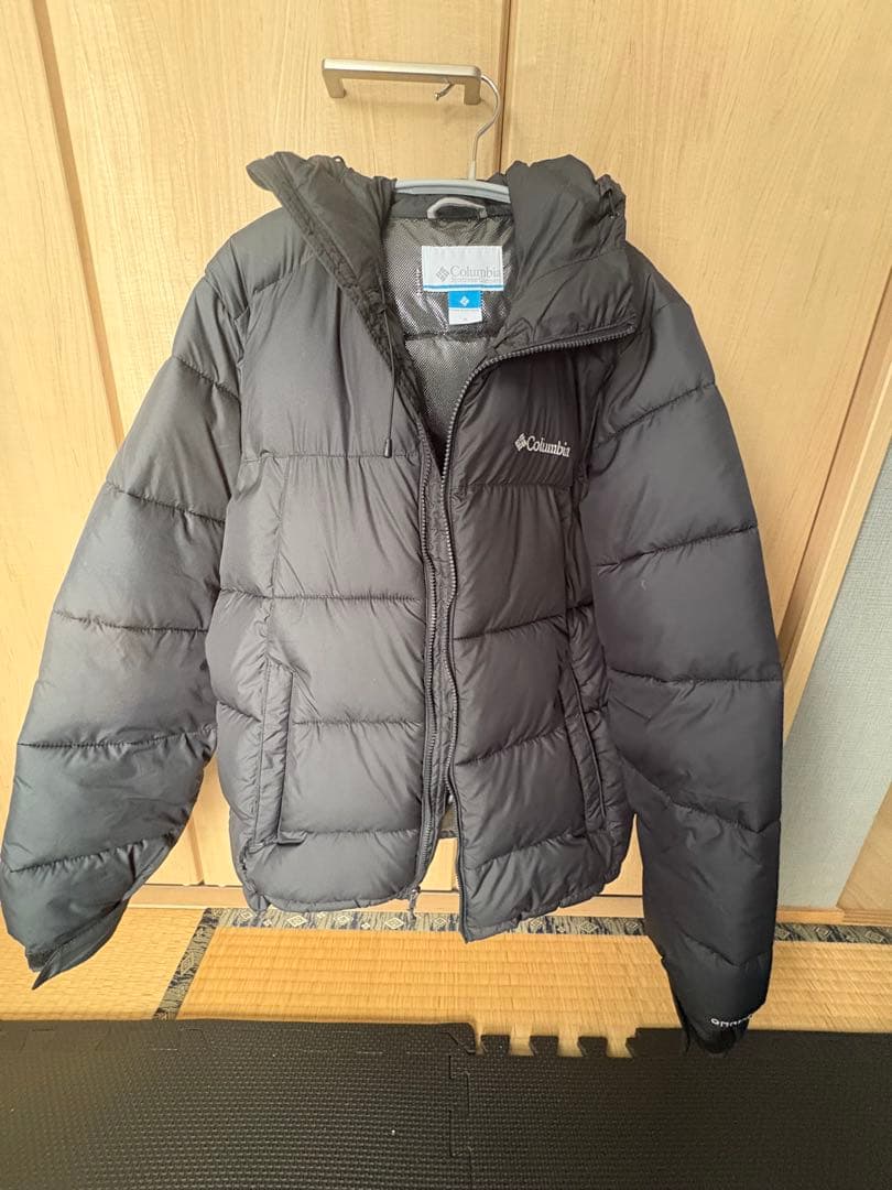 破格！Columbia フード付きダウンジャケット グレー
