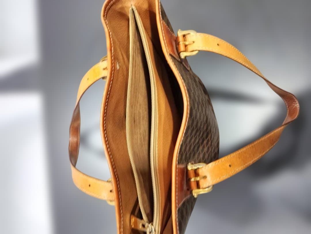 ポリゴン柄ブラウン・トートバッグ