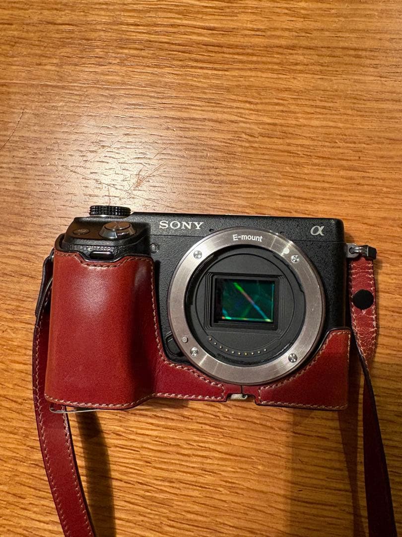 SONY nex-6 ミラーレス一眼カメラとレンズ、GARIZストラップケース
