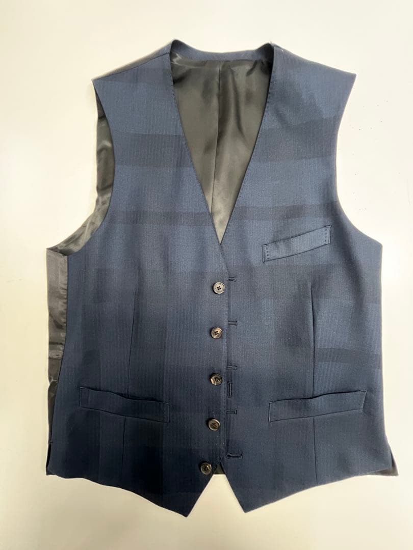 新品　BLACK LABEL スーツ（ジャケット・ベスト・パンツ）　サイズ38R